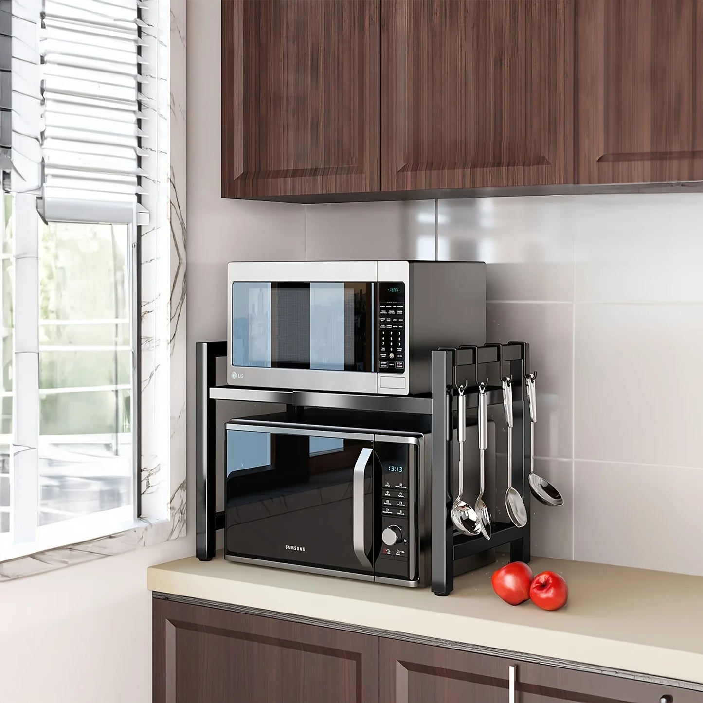 Expandable Microwave Shelf